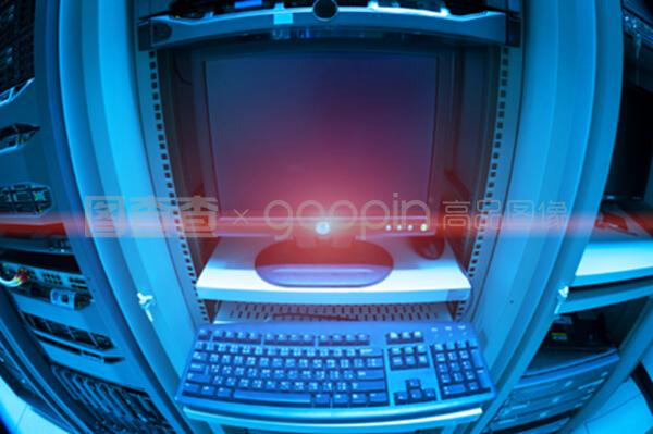 網絡服務器與云計算裝備技術服務的融合與發展